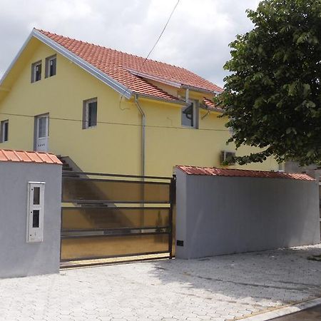 Zen Apartmani Novi Sad Ngoại thất bức ảnh
