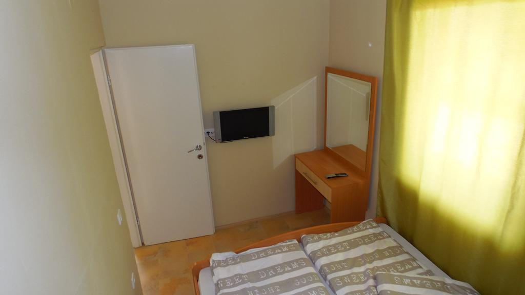 Zen Apartmani Novi Sad Ngoại thất bức ảnh