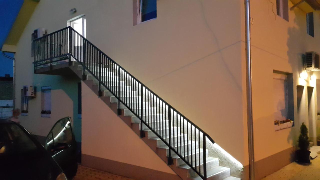 Zen Apartmani Novi Sad Ngoại thất bức ảnh